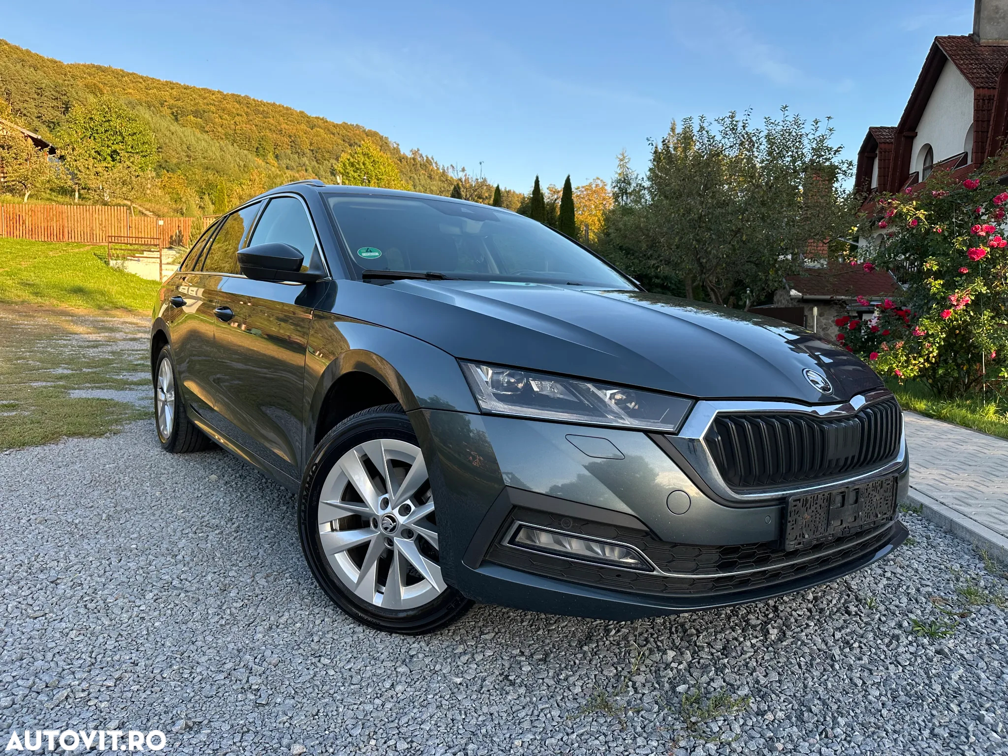 Skoda Octavia 2.0 TDI DSG Ambition - 2