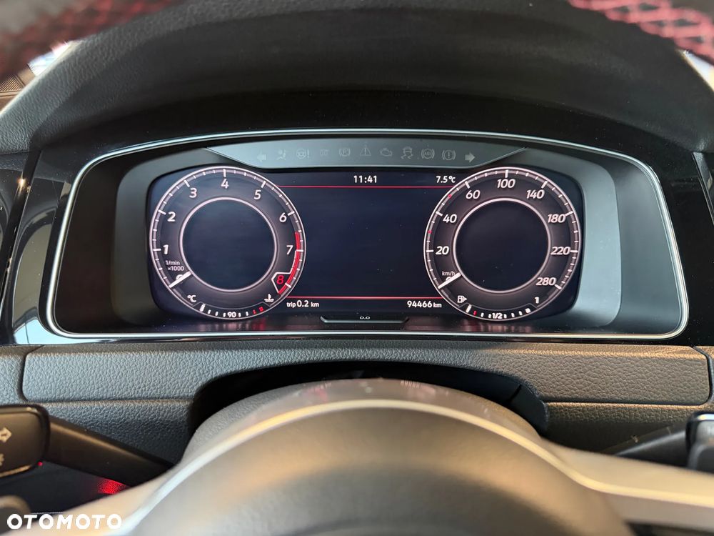 Volkswagen Golf GTI TCR 2.0 TSI OPF DSG - 22