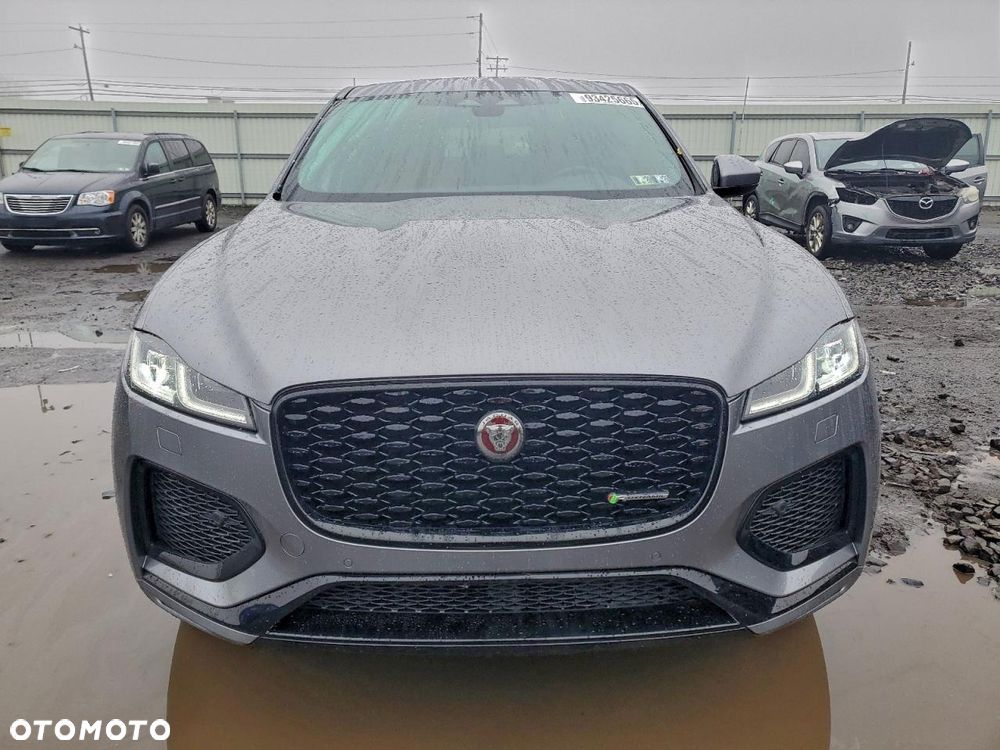 Jaguar F-Pace - 2