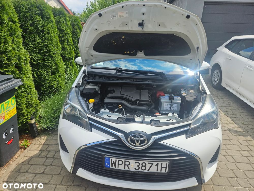 Toyota Yaris 1.0 Active EU6 - 17