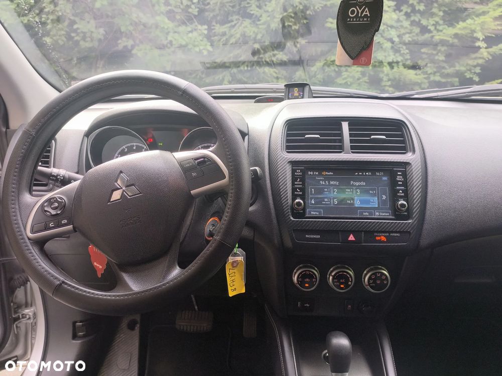 Mitsubishi ASX - 5