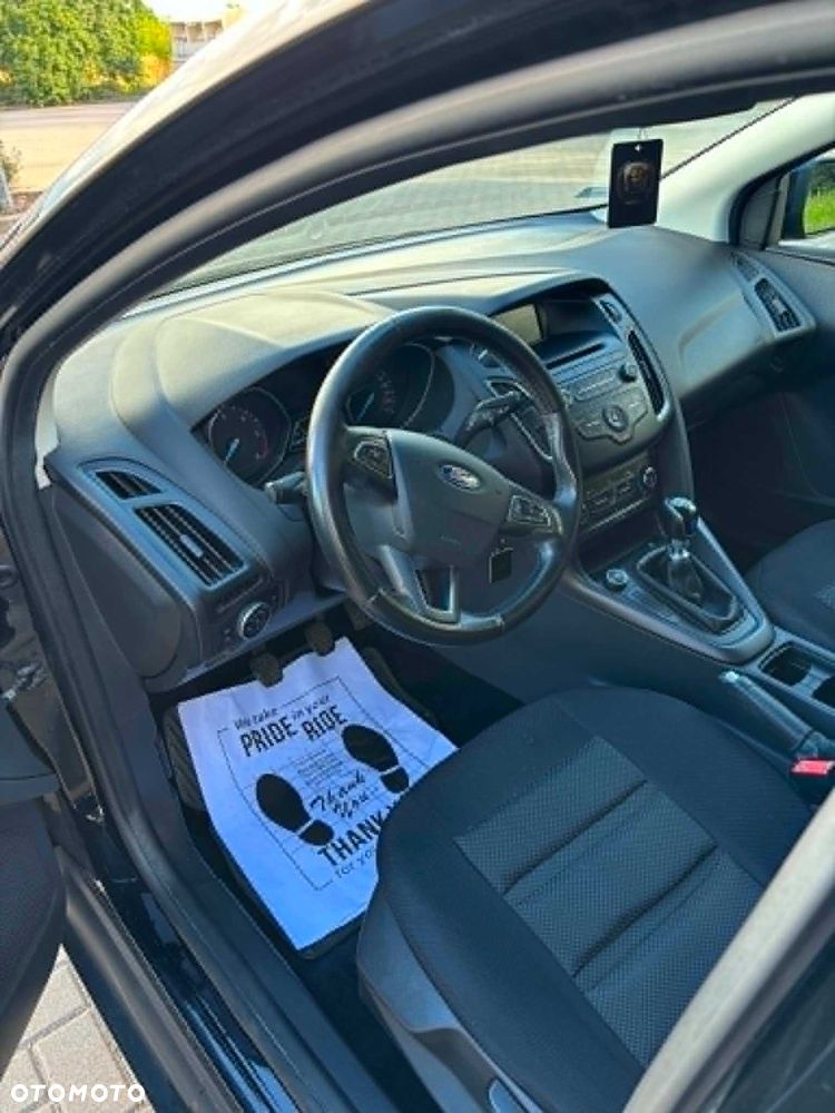 Ford Focus - 4