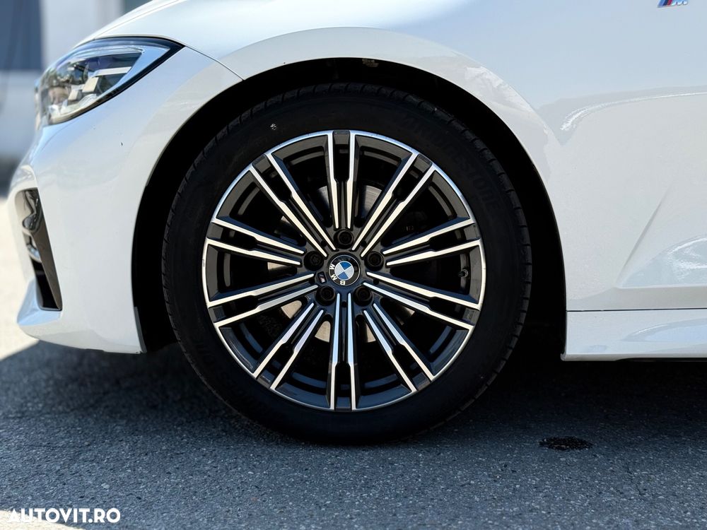 BMW Seria 3 320i Aut. Edition M Sport Shadow - 35