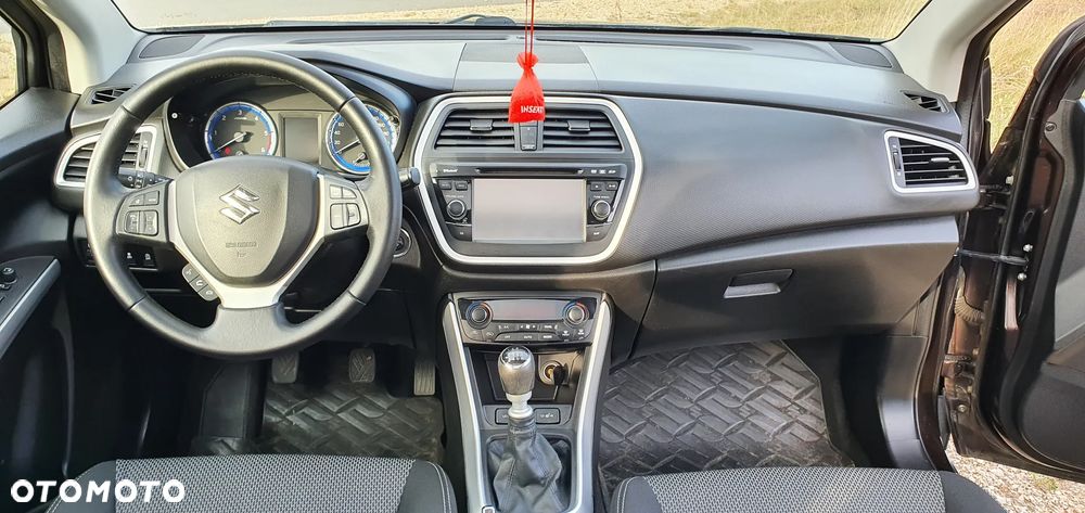 Suzuki SX4 S-Cross 1.6 DDiS 4x2 Comfort - 17