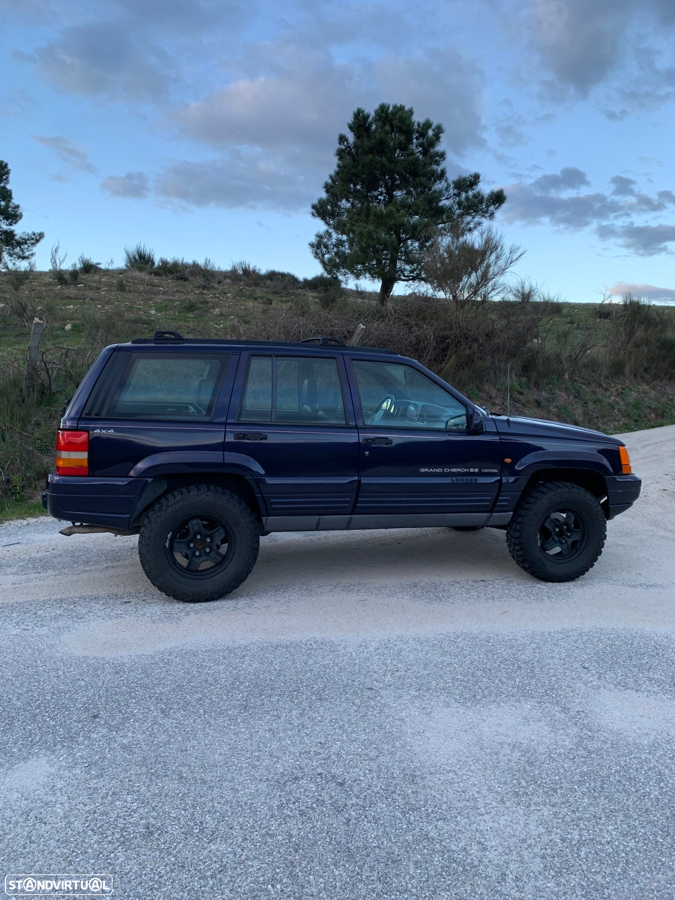 Jeep Grand Cherokee 2.5 TD Official - 2