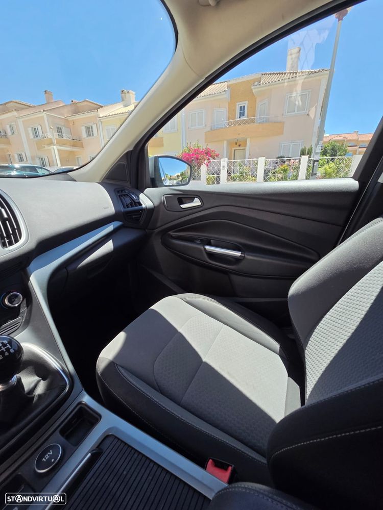 Ford Kuga - 7
