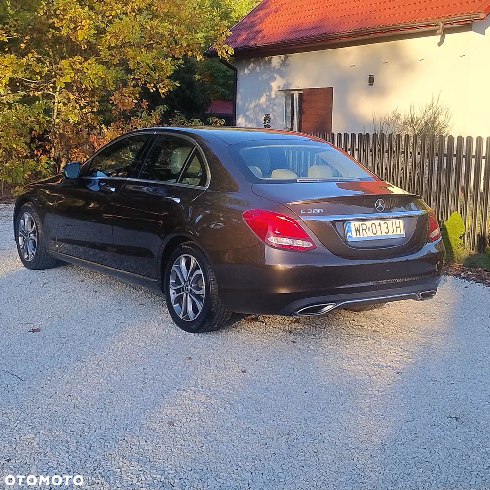 Mercedes-Benz C-Class 2017 photo 3
