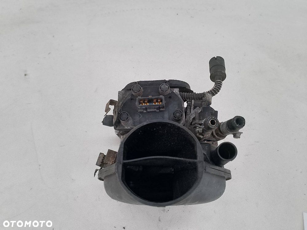 PRZEPUSTNICA AUDI 100 C4 ( 90-94 ) 3435201534 2.0 - 6