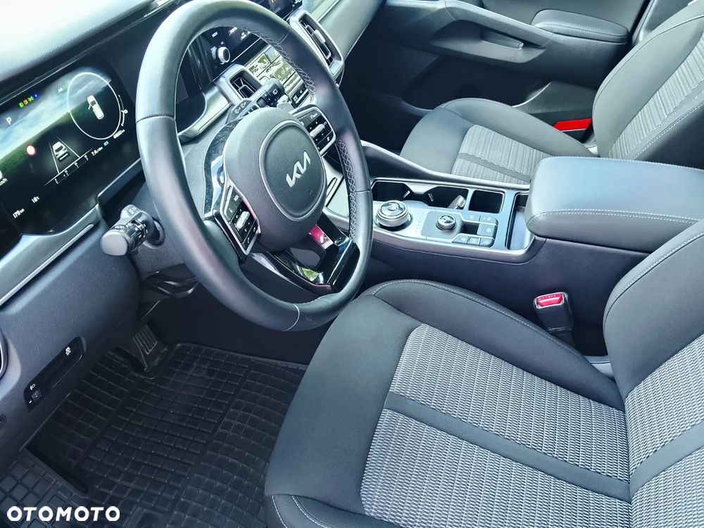 Kia Sorento 1.6 T-GDI HEV XL 7os - 30