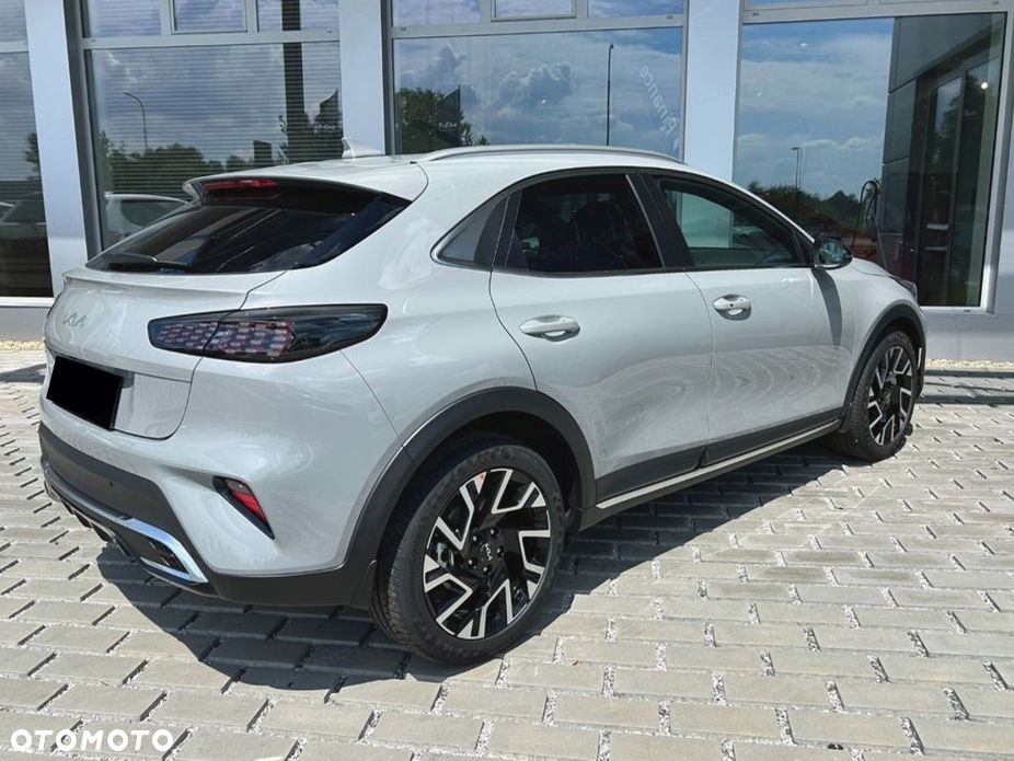 Kia XCeed 1.6 T-GDI Tribute DCT - 6