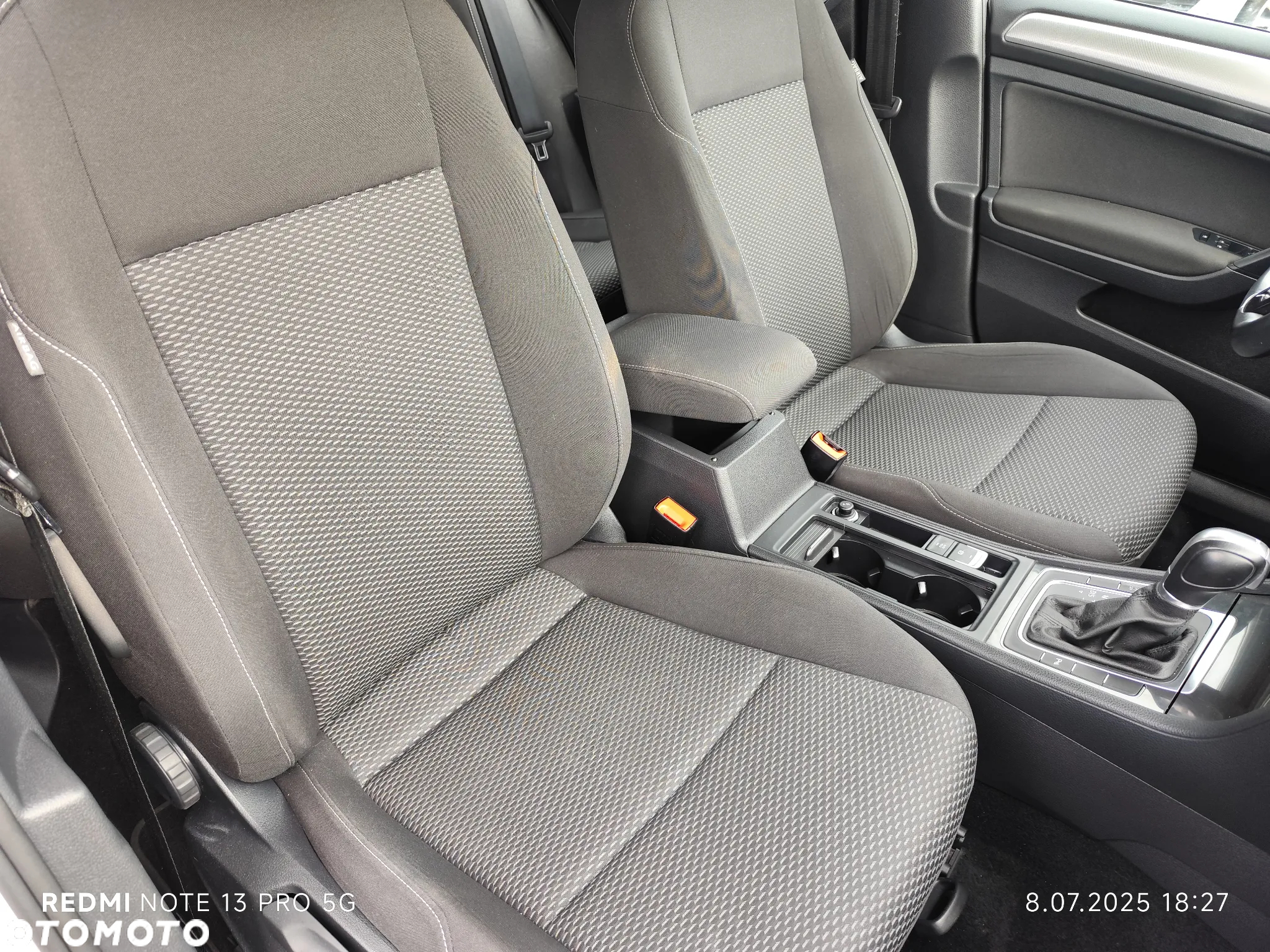 Volkswagen Golf 1.6 TDI (BlueMotion Technology) DSG Comfortline - 33