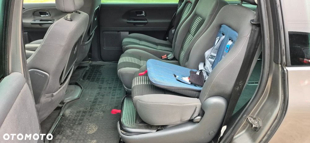 Volkswagen Sharan 2.0 TDI Highline - 18