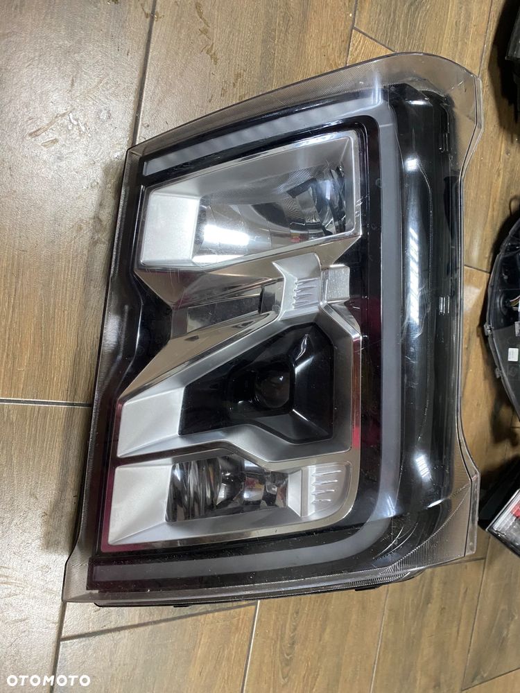 Ford F-MAX Lampa Reflektor Led Lewa JC4613E015AD ORG. - 1