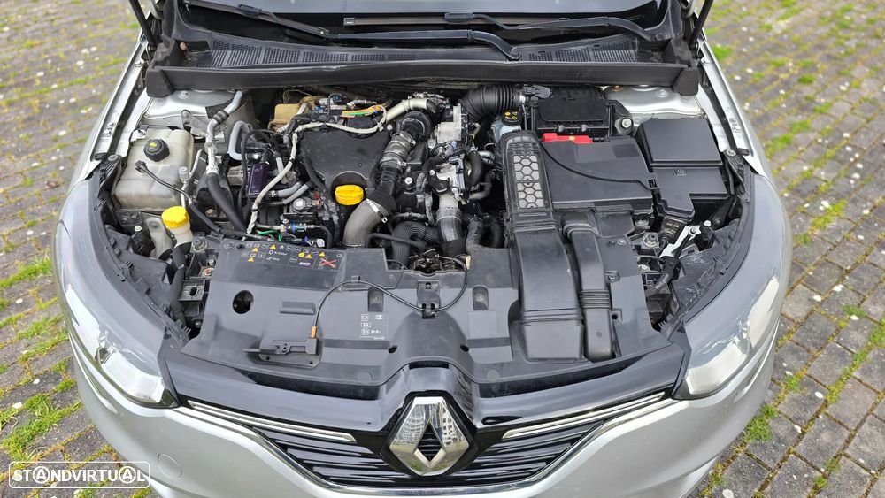 Renault Mégane Sport Tourer BLUE dCi 115 LIMITED - 18