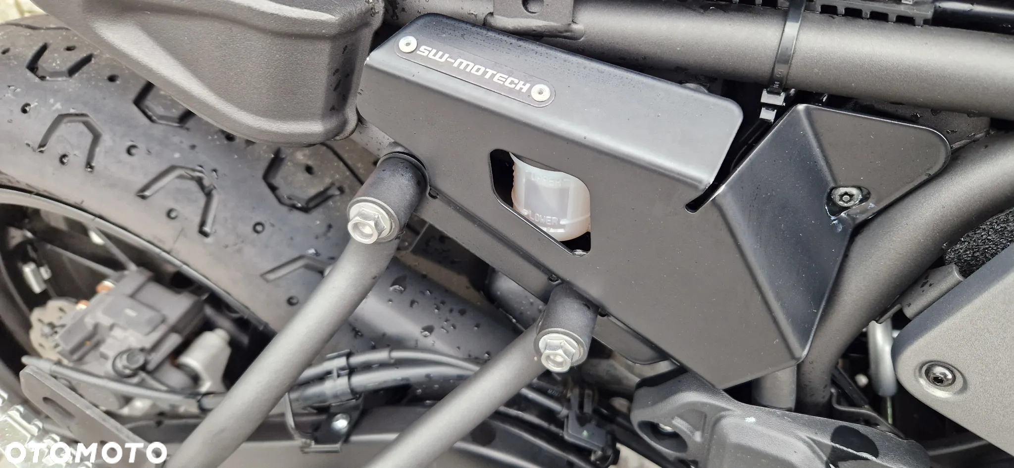 Yamaha XSR - 9