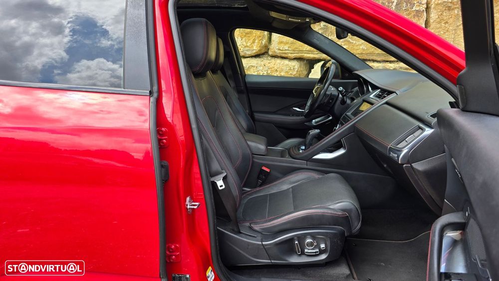 Jaguar E-Pace 2.0 i4D R-Dynamic AWD Aut. - 56