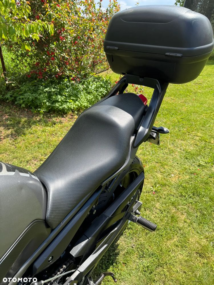 Yamaha XJ - 30