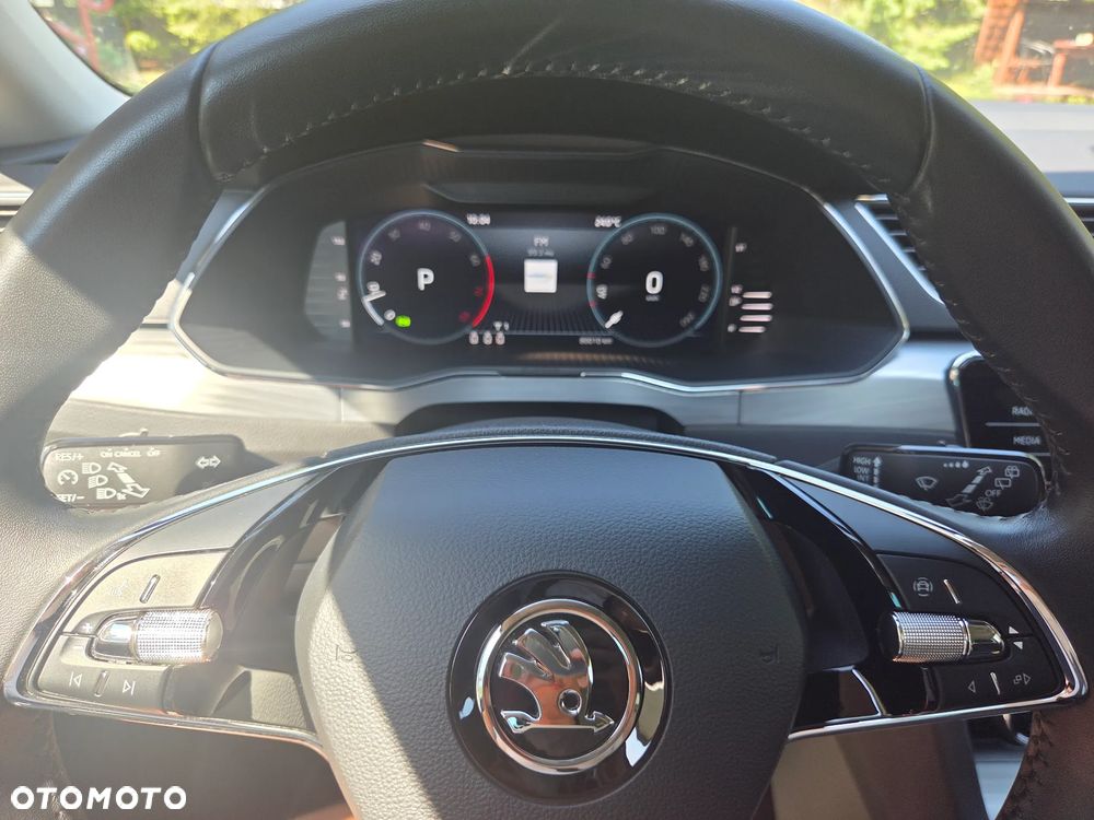 Skoda Superb 1.5 TSI Ambition DSG - 14