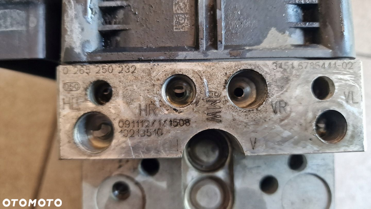 Pompa hamulcowa ABS BMW F01 F02 7 6777698 0265250232 - 3