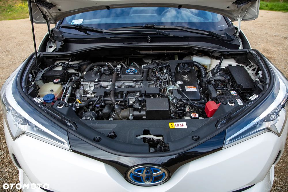 Toyota C-HR ver-1-8-hybrid-prestige - 40