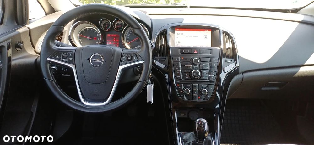 Opel Astra 1.4 T Cosmo EU6 - 5