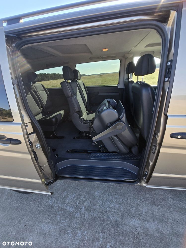 Mercedes-Benz Vito Shuttle 639.701 - 17