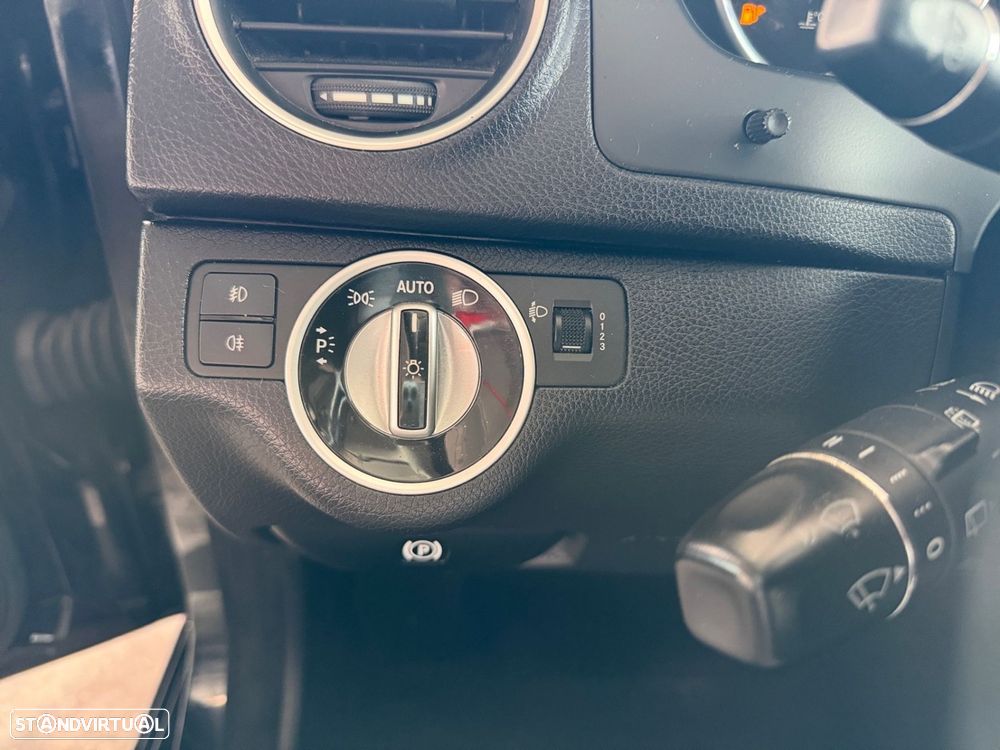 Mercedes-Benz C 220 CDi Avantgarde BE Start/Stop - 13