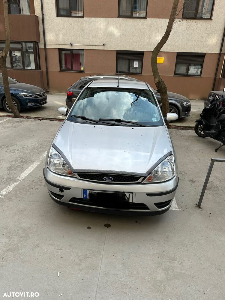 Ford Focus 1.6i 16V - 1