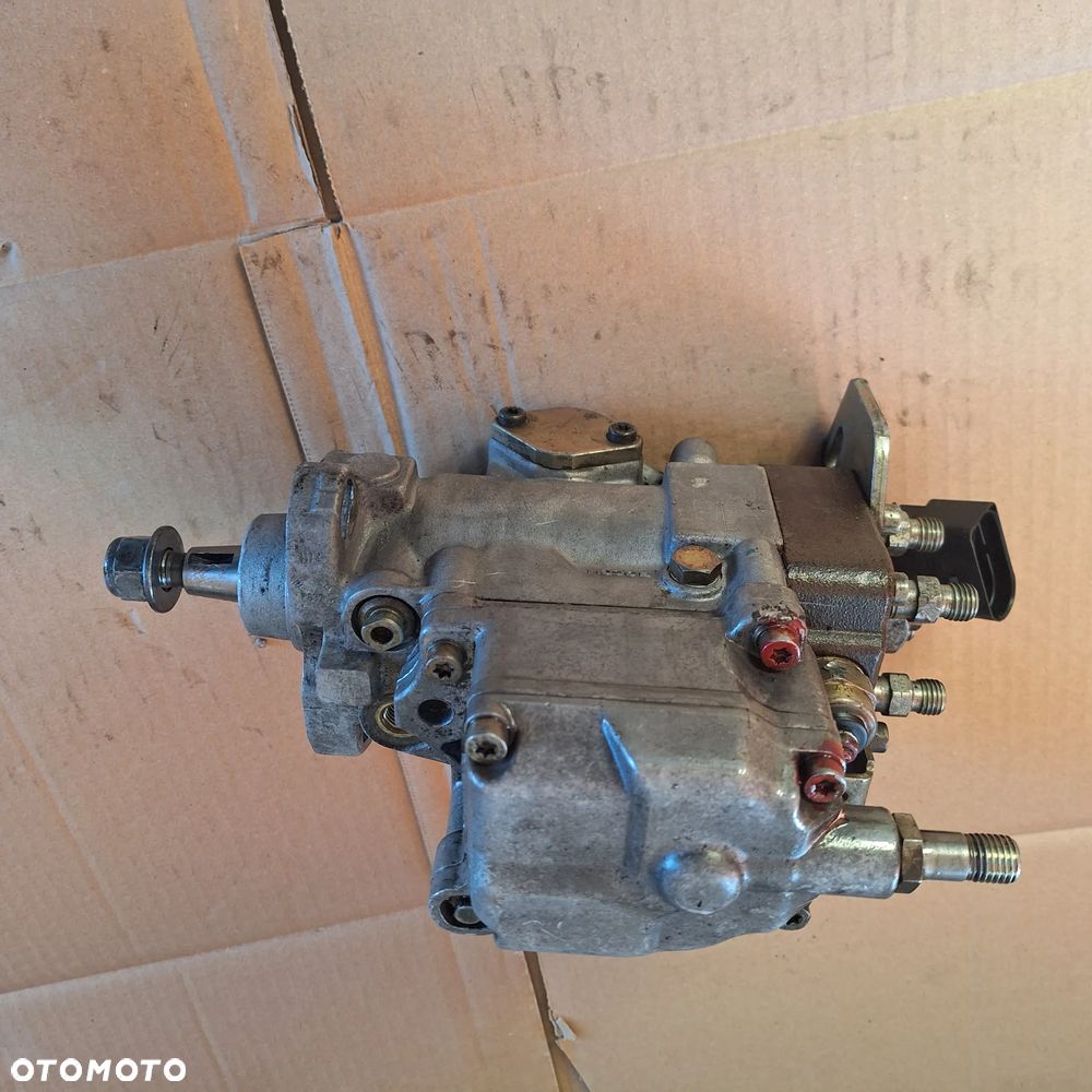 POMPA WTRYSKOWA PASSAT B4 VW GOLF 1.9 TDI  0460404994 - 5