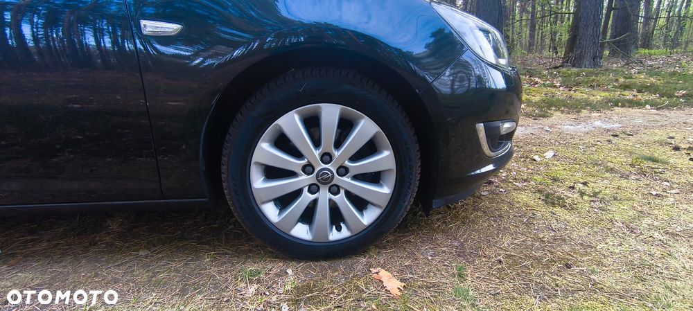 Opel Astra 2.0 CDTI Exklusiv - 11
