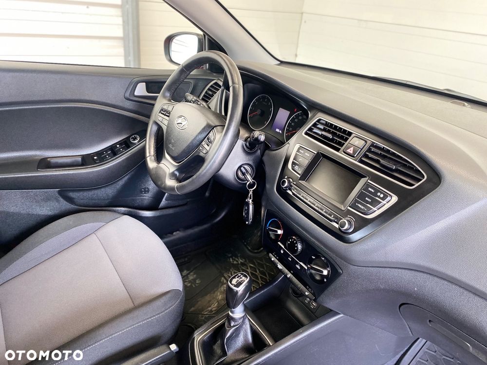 Hyundai i20 1.0 T-GDI YES Plus - 12