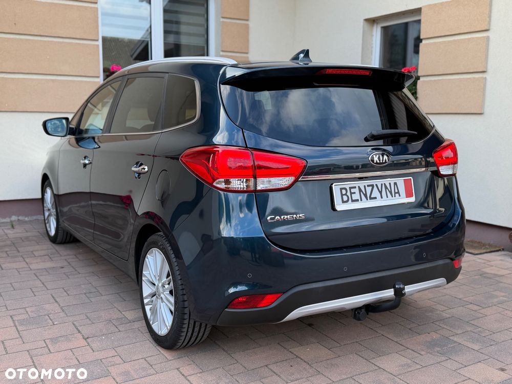 Kia Carens - 22