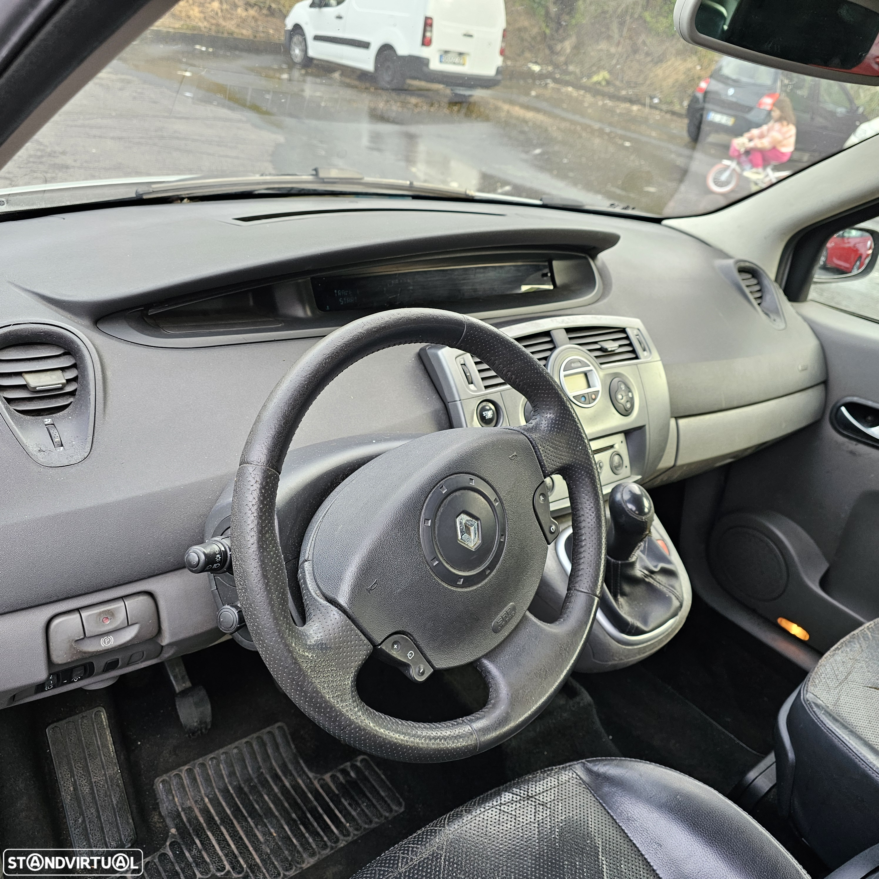 Renault Grand Scénic 1.5 dCi Confort Privilège - 11