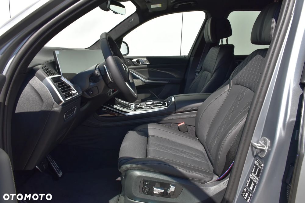 BMW X7 xDrive40d mHEV Individual Edition sport - 15