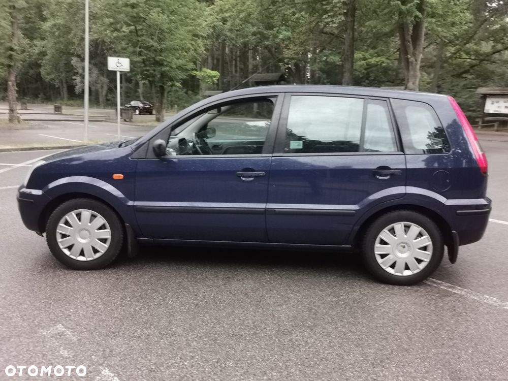 Ford Fusion - 6