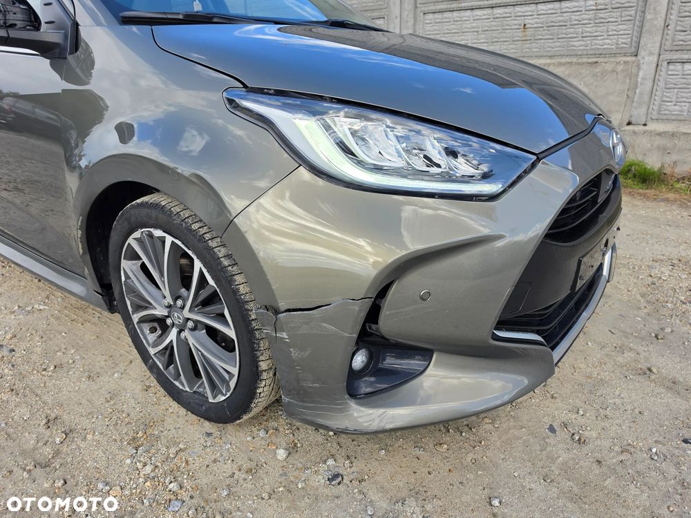 Toyota Yaris Hybrid 1.5 Executive - 27