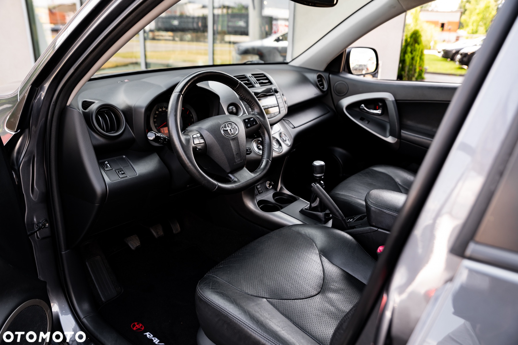 Toyota RAV4 2.0 4x4 - 18