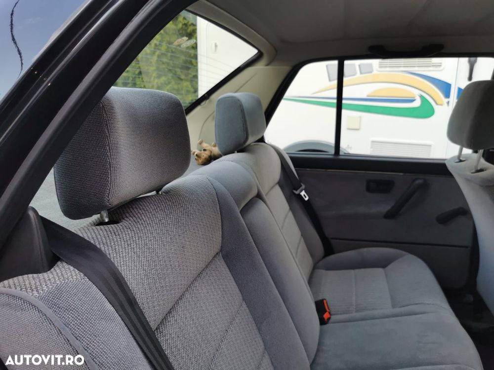 Volkswagen Jetta - 17
