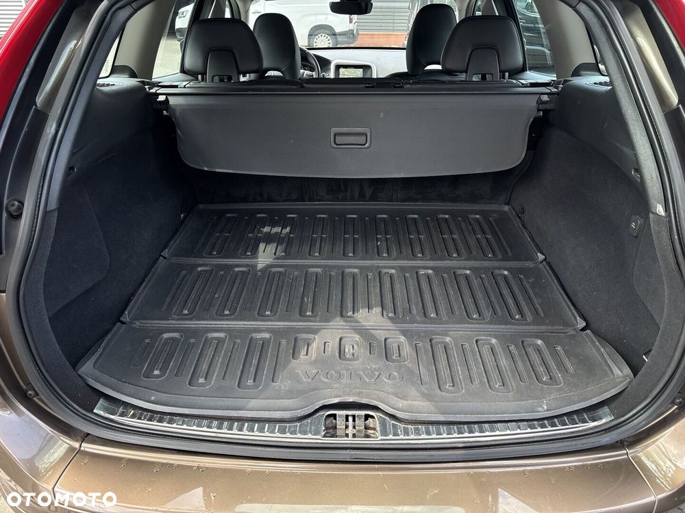 Volvo XC 60 - 19