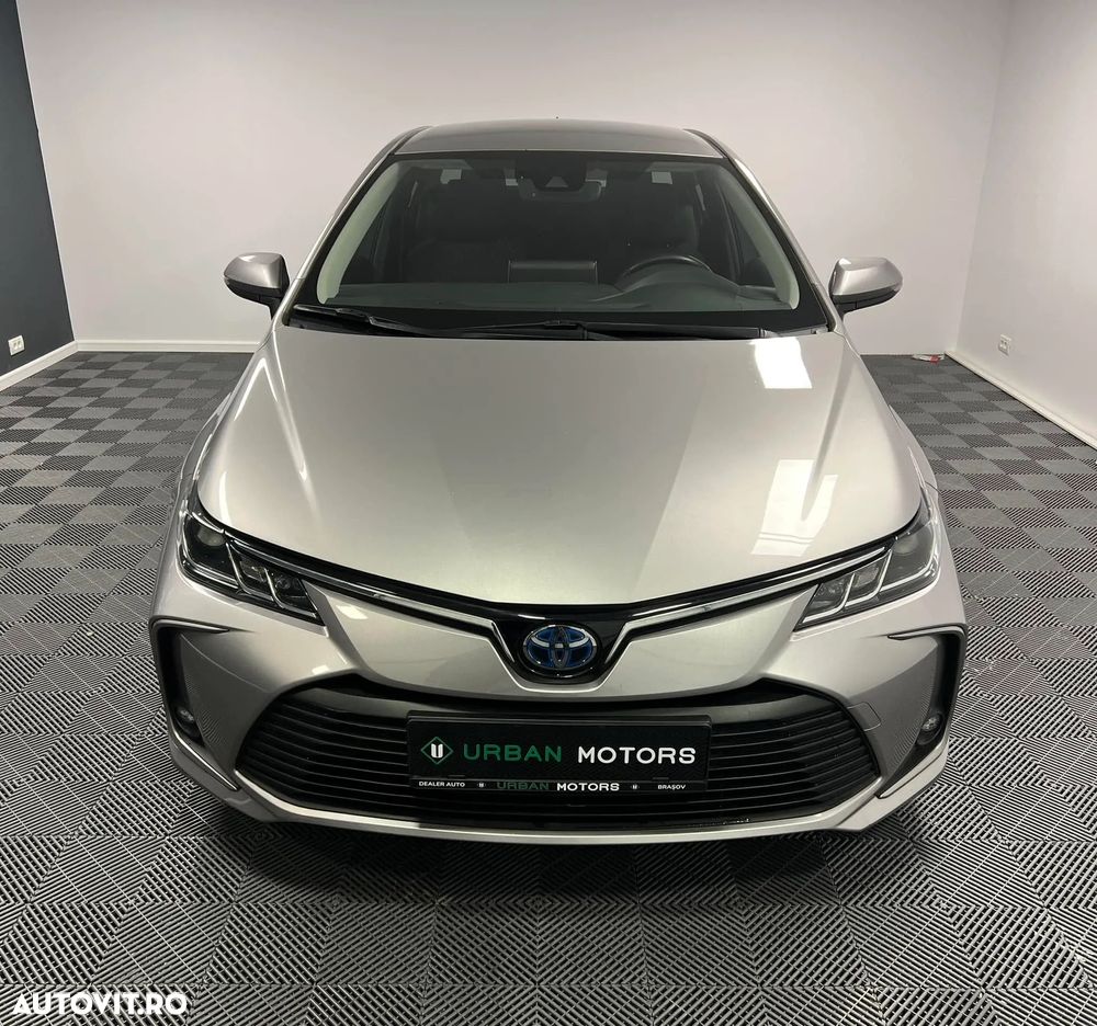 Toyota Corolla 1.8 Hybrid Comfort - 12