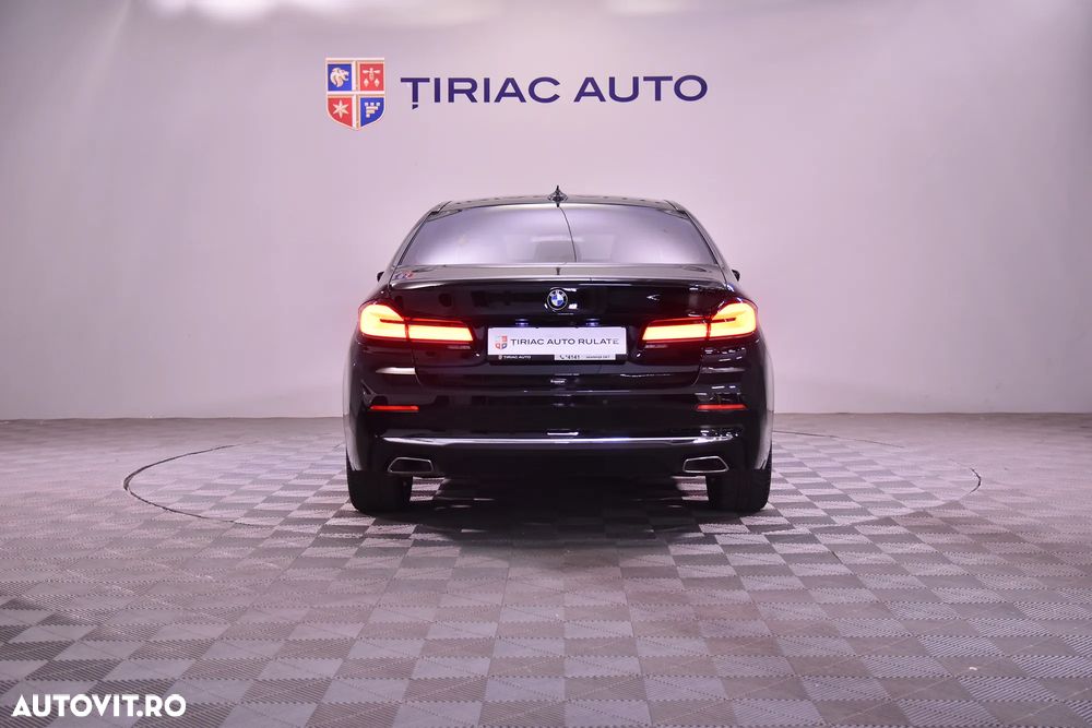 BMW Seria 5 520i AT - 4