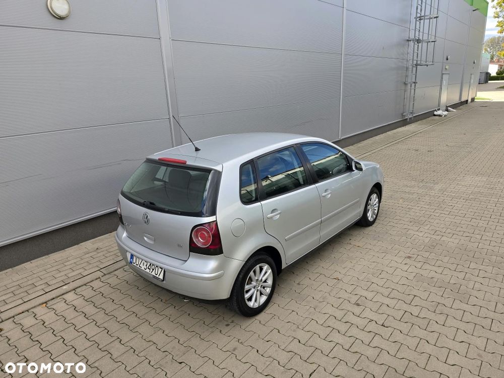 Volkswagen Polo 2008 photo 3