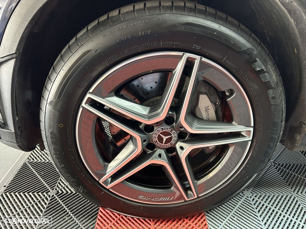 Mercedes-Benz GLC 300 e Coupe 4Matic - 16