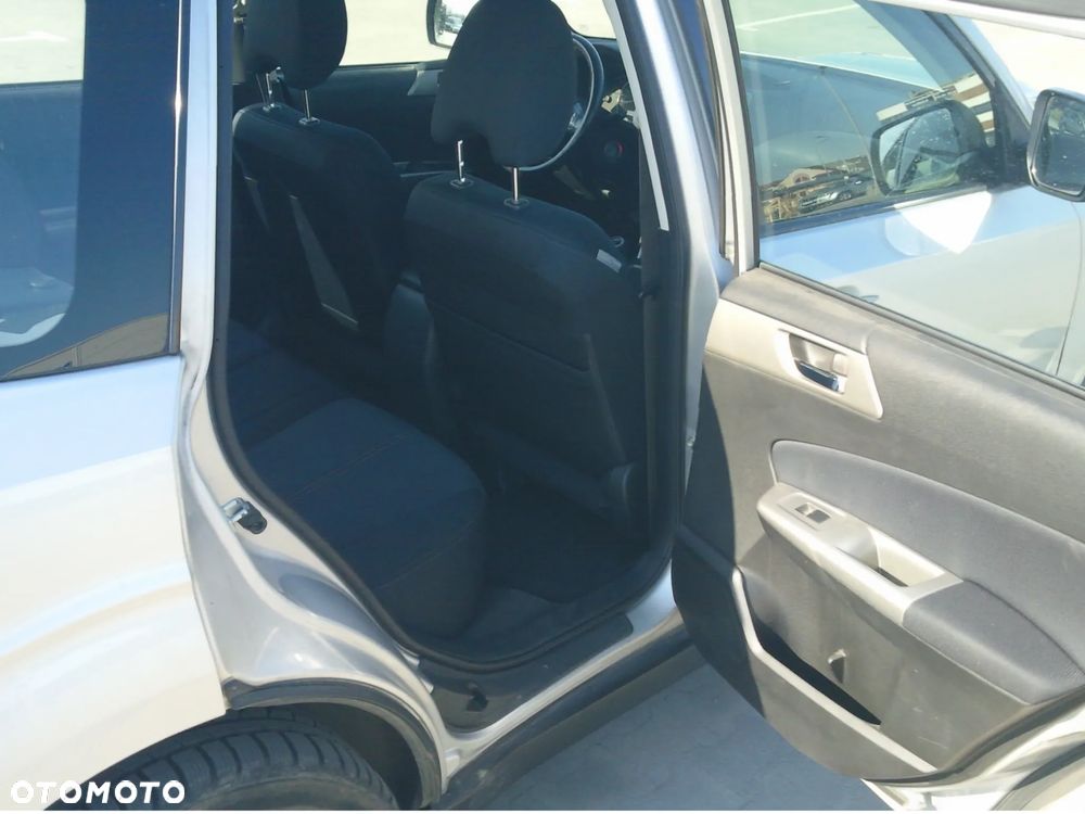 Subaru Forester 2.5 XT 000 - 7