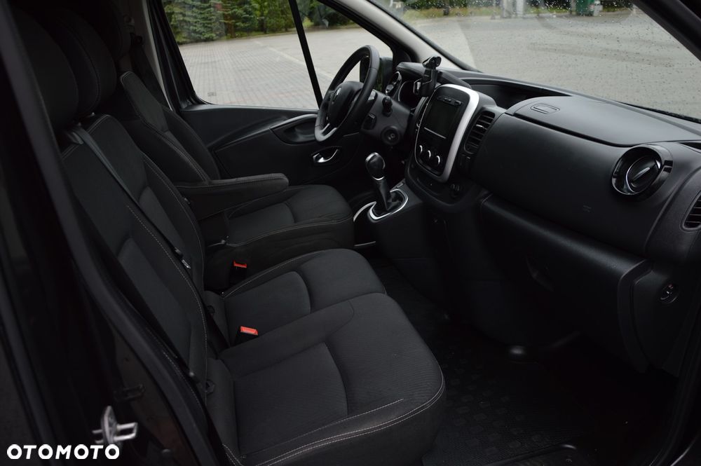 Renault Trafic Grand 2.0 dCi EDC - 6