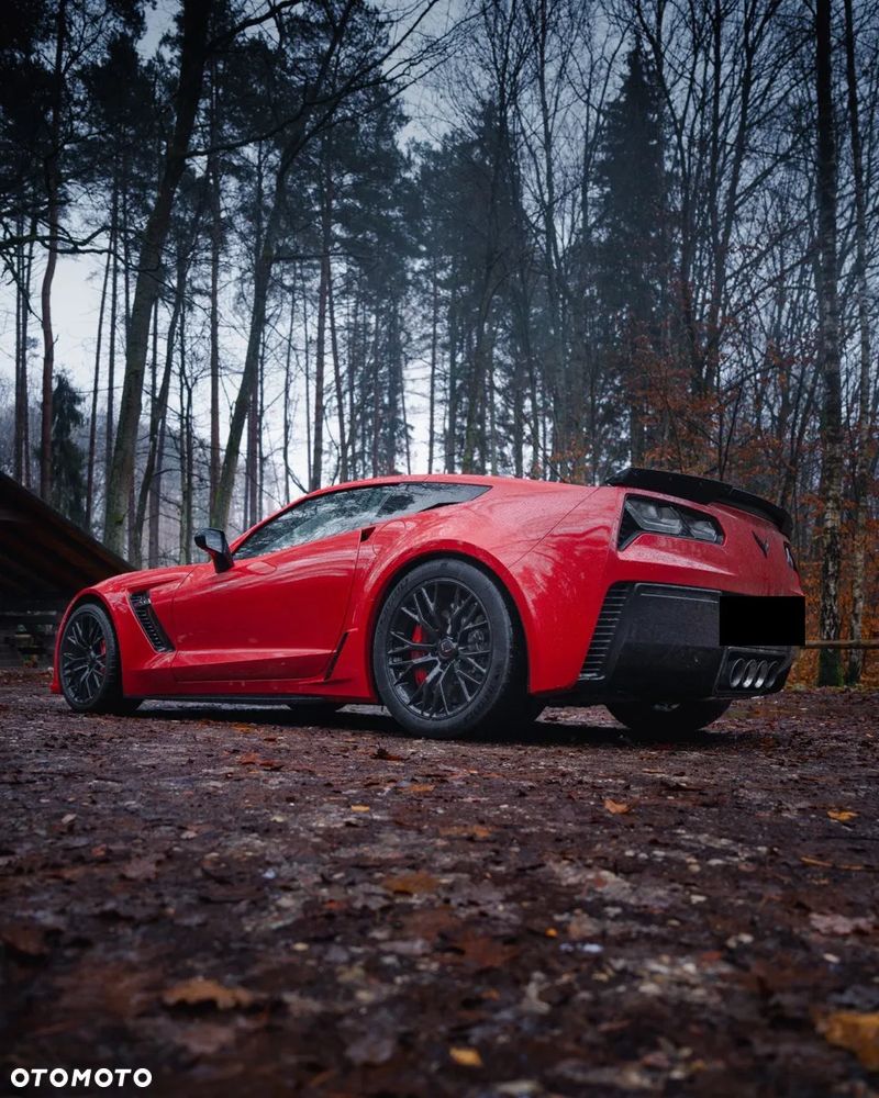 Chevrolet Corvette - 1