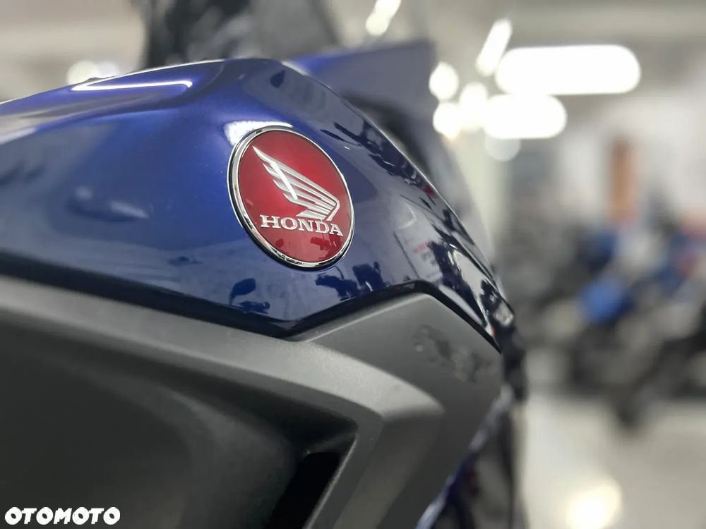 Honda NT - 6