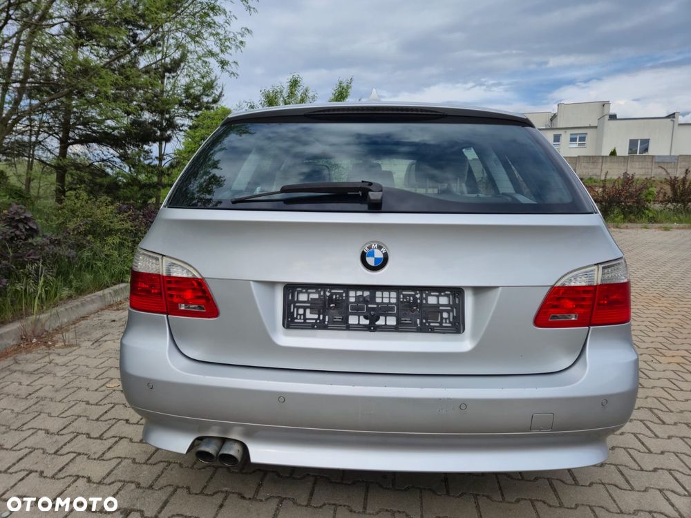 BMW Seria 5 525d xDrive - 7