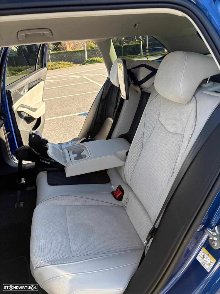 VW Passat Variant 1.5 eTSI Business DSG - 13