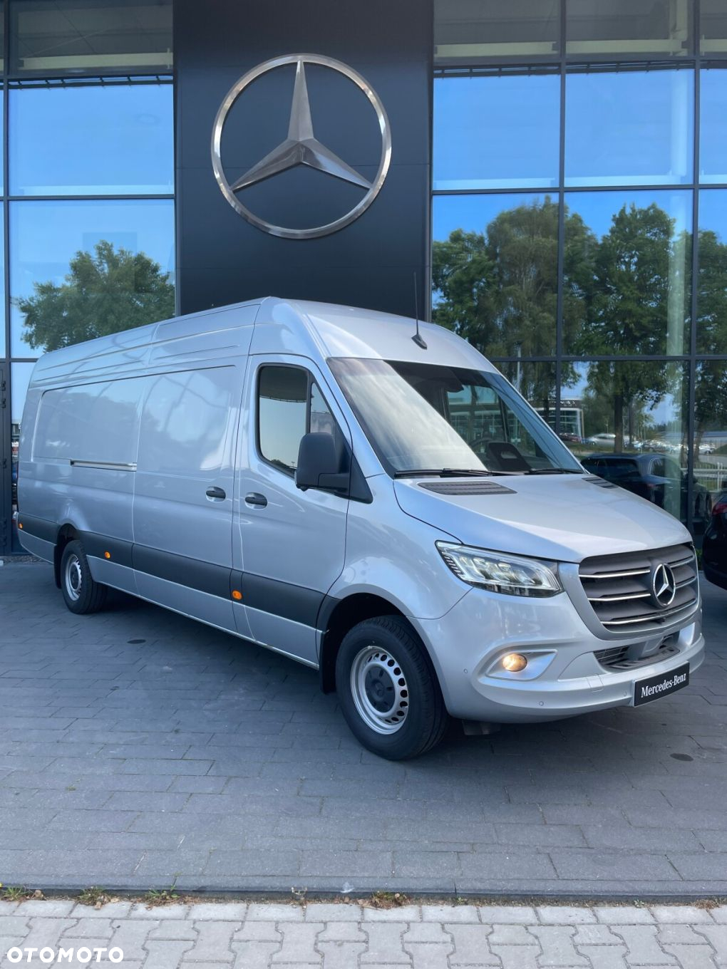Mercedes-Benz Sprinter 319 CDI kamera 360 Reflektory LED - 21
